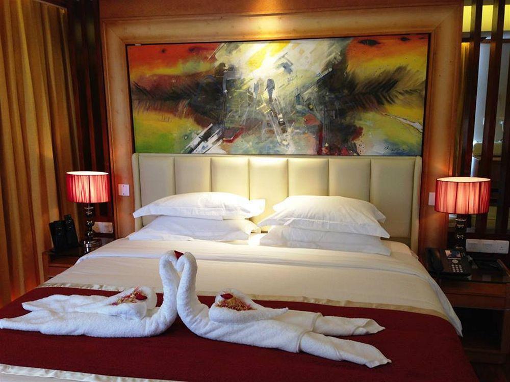 Six Seasons Hotel Дакка Экстерьер фото